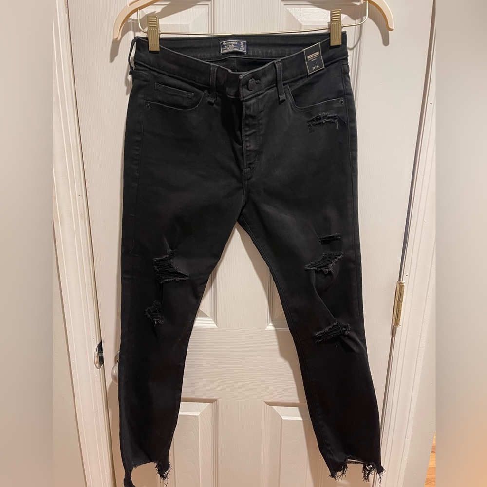 Abercrombie & Fitch Ripped Super Skinny Jeans